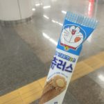 韓国のコンビニで買ったドラエモンのチュロス風お菓子